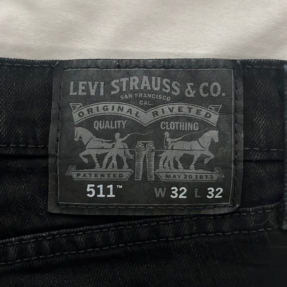 Black Levi’s 511